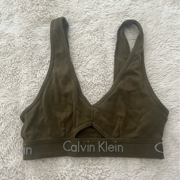 Calvin Klein Body Unlined Keyhole Bralette - Picture 3 of 5